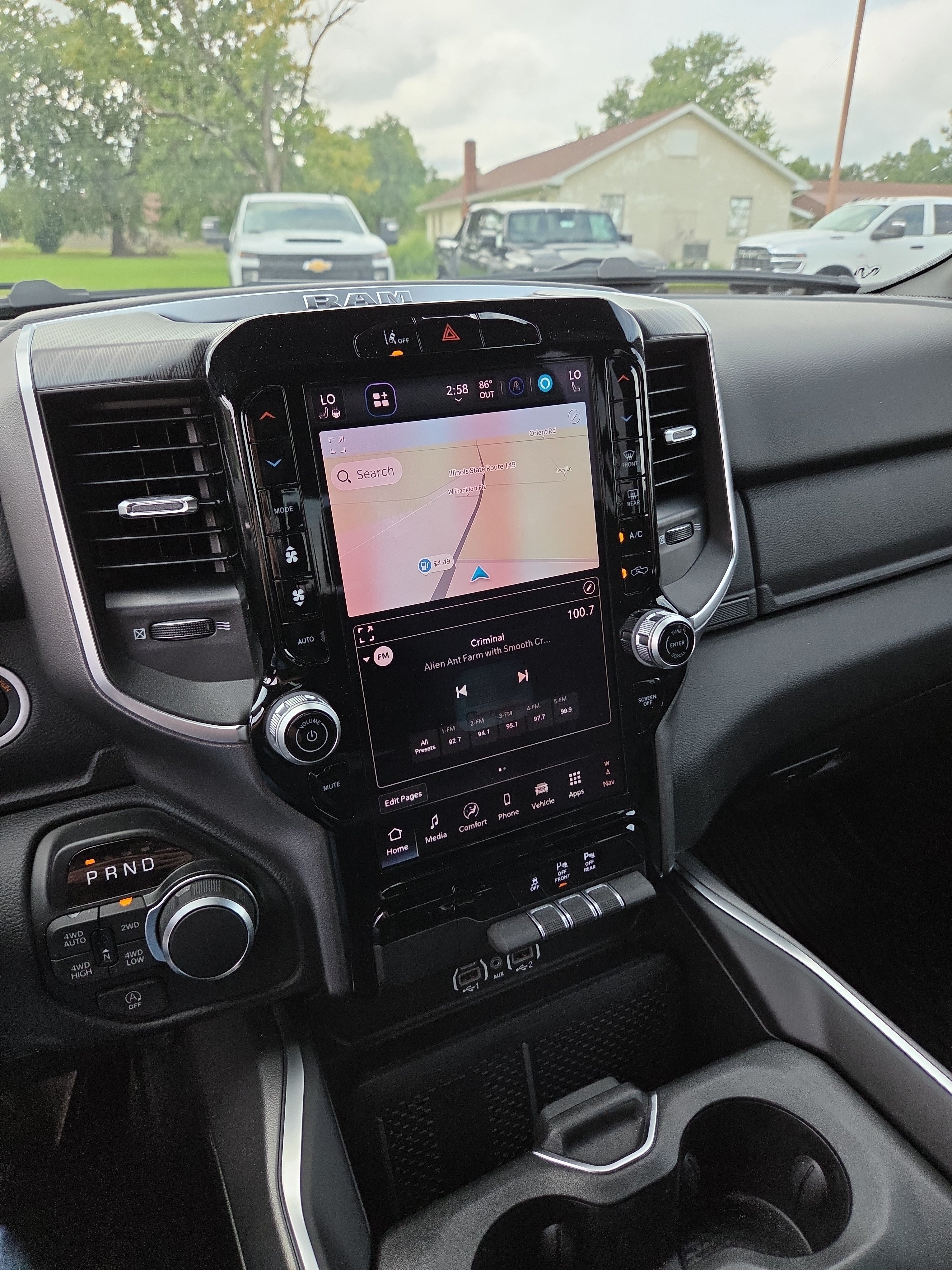 Used 2026 RAM 1500 Big Horn AWD/4WD image 9