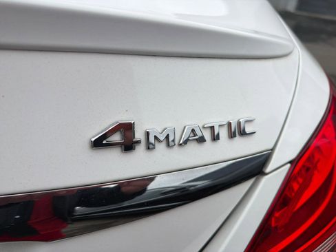 Used 2018 Mercedes-Benz C 300 4MATIC Sedan image 8