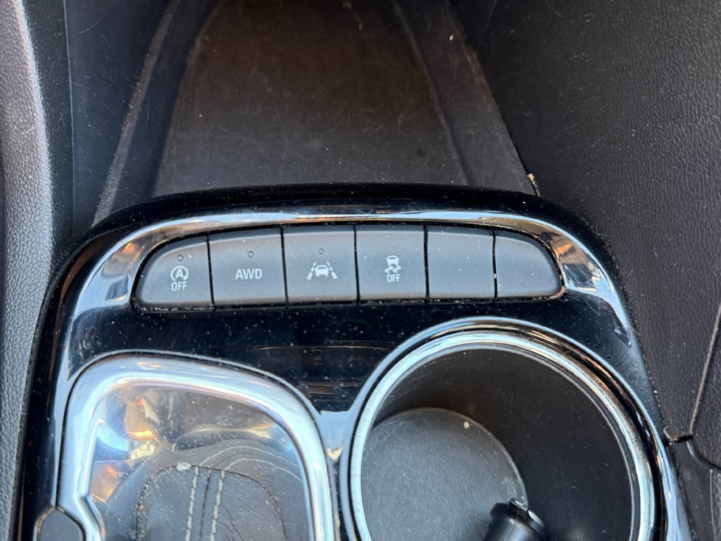Used 2024 Buick Encore GX Sport Touring AWD/4WD image 44