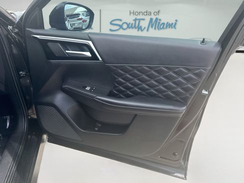 Used 2024 Mitsubishi Outlander SEL FWD image 34