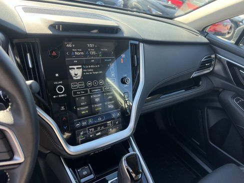 Certified 2025 Subaru Outback Limited w/ Popular Package #2 image 29