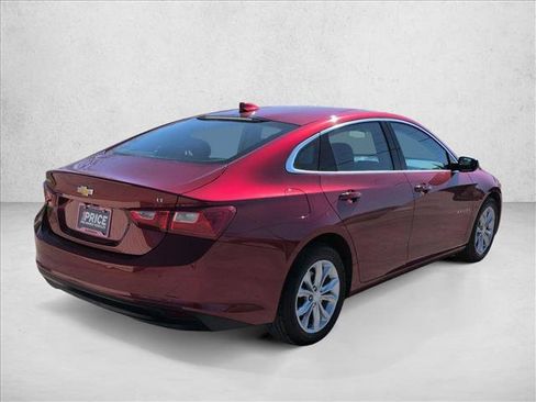 Used 2025 Chevrolet Malibu LT image 5