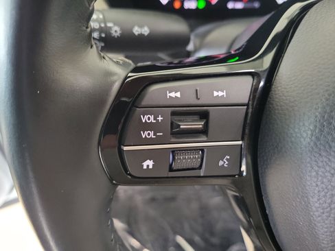 Used 2023 Honda HR-V EX-L image 29