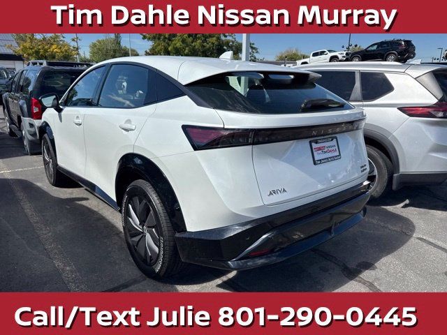 Used 2024 Nissan Ariya AWD image 11