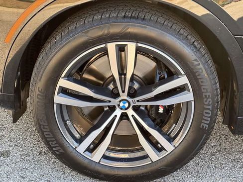 Certified 2026 BMW X7 xDrive40i w/ M Sport Package image 14