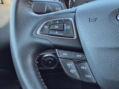 Used 2021 Ford EcoSport SE w/ SE Appearance Package image 12