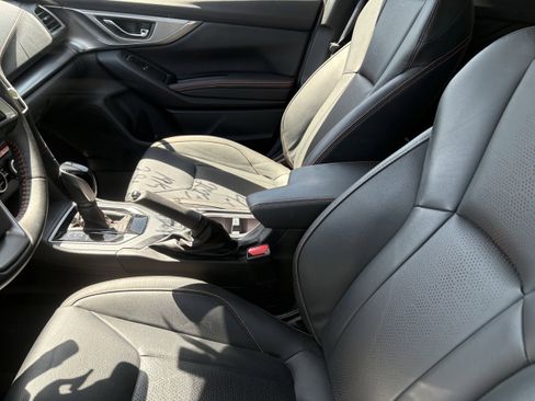 Used 2023 Subaru Crosstrek 2.5i Limited w/ Moonroof Package image 7