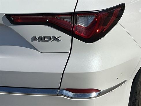 Certified 2024 Acura MDX FWD image 7