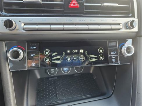 Used 2025 Genesis G70 3.3T Advanced image 14