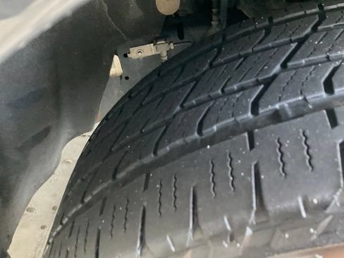 Used 2022 Ford Expedition XLT AWD/4WD image 29