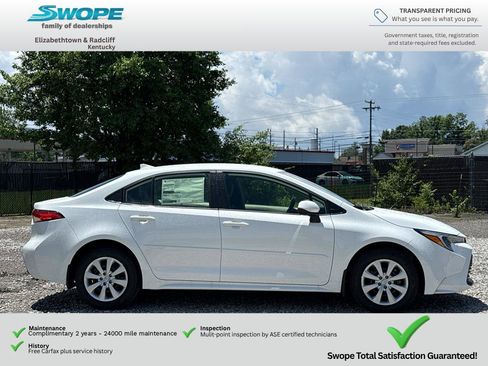 New 2026 Toyota Corolla LE FWD image 2