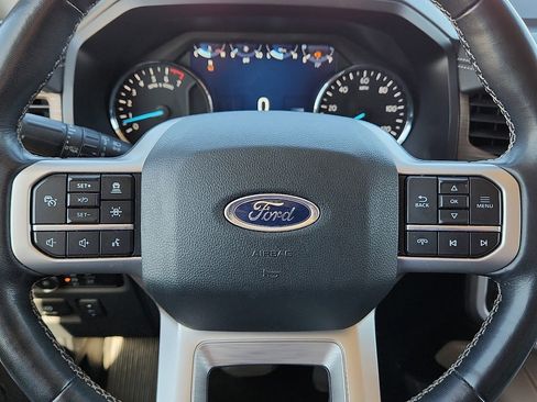 Used 2024 Ford Expedition Limited image 10