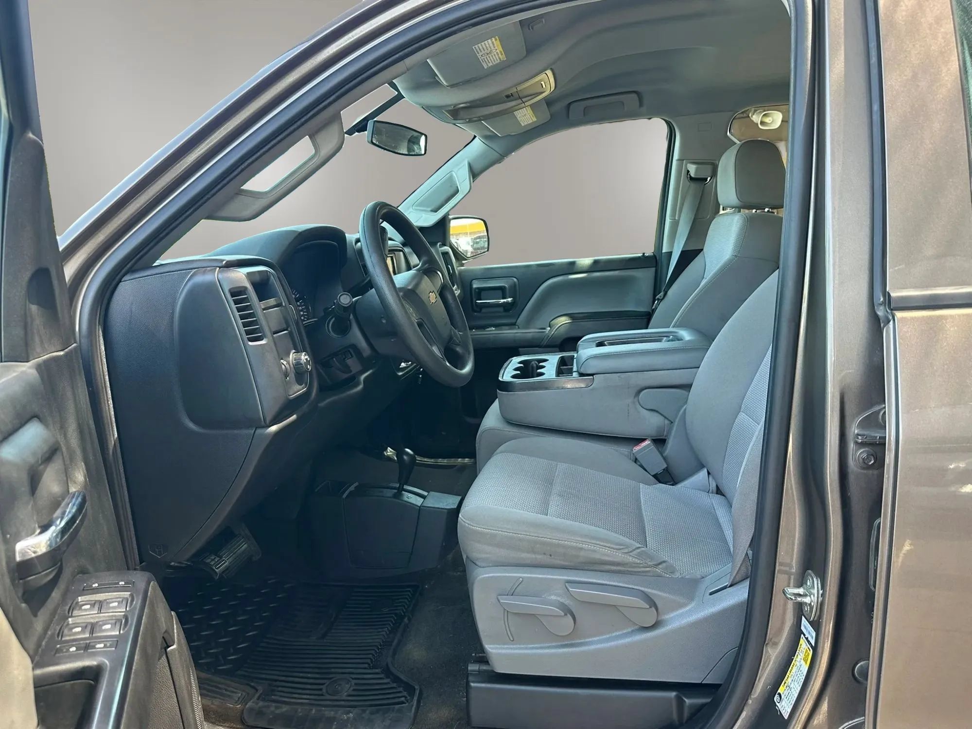 Used 2015 Chevrolet Silverado 2500 W/T AWD/4WD image 6