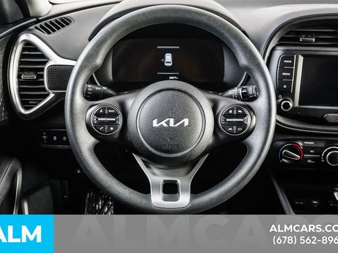 Used 2025 Kia Soul LX w/ LX Technology Package image 24