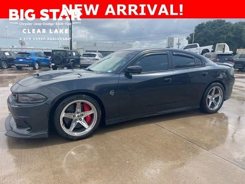 Used 2019 Dodge Charger SRT Hellcat RWD image 1