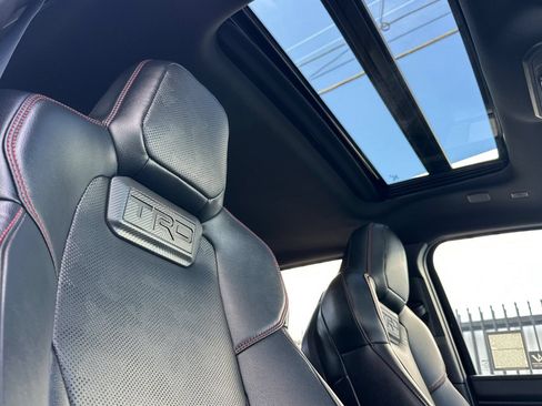 Certified 2025 Toyota Tacoma TRD Pro AWD/4WD image 17