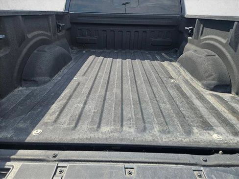 Used 2022 Ford F150 Lariat w/ Equipment Group 502A High AWD/4WD image 6
