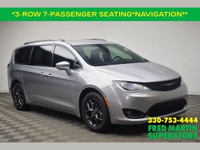 Used 2020 Chrysler Pacifica Touring-L Plus