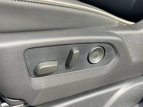 New 2026 GMC Yukon Elevation w/ Elevation Premium Package AWD/4WD image 14