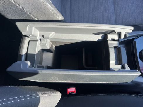 Certified 2023 Nissan Rogue SV image 25