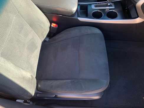 Used 2015 Nissan Altima 2.5 S w/ Power Driver Seat Package FWD image 25