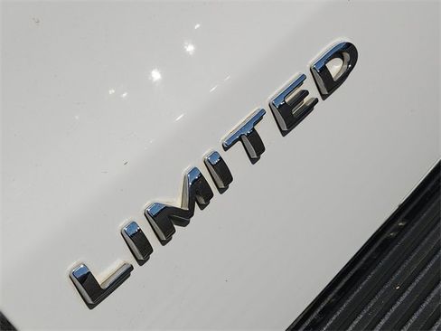 Used 2021 Ford Expedition Max Limited image 12