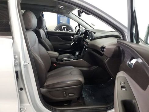 Used 2019 Hyundai Santa Fe Limited AWD/4WD image 17