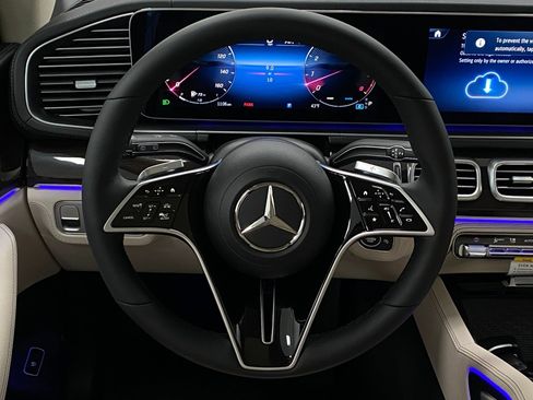 New 2026 Mercedes-Benz GLE 450 4MATIC image 16