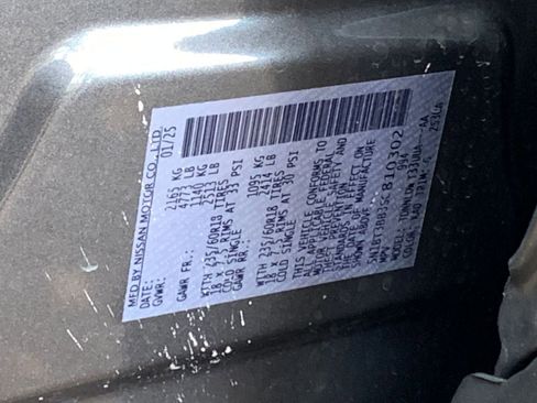 Used 2025 Nissan Rogue SV image 10