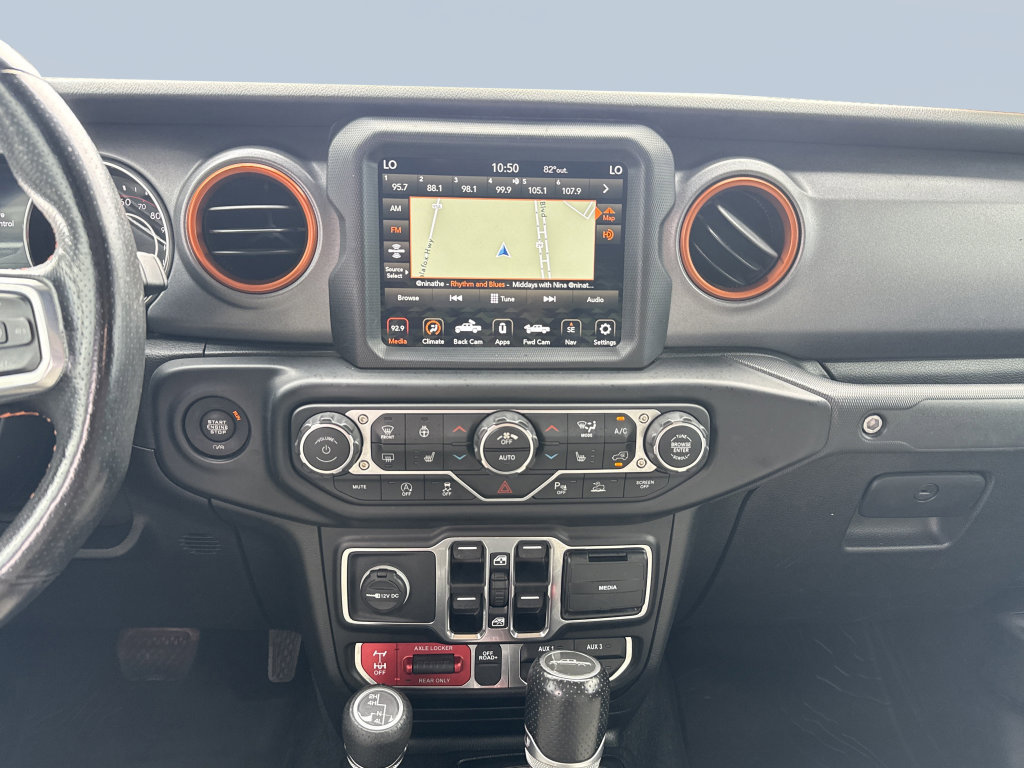 Used 2020 Jeep Gladiator Mojave AWD/4WD image 15