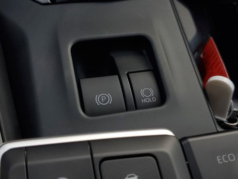 Certified 2025 Toyota Grand Highlander FWD image 33