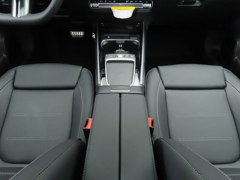 Certified 2026 Mercedes-Benz GLA 250 image 16
