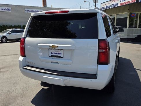 Used 2019 Chevrolet Tahoe LT w/ Luxury Package AWD/4WD image 8