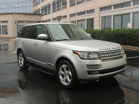 Used 2014 Land Rover Range Rover HSE AWD/4WD image 1