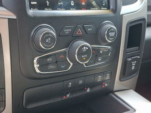 Certified 2018 RAM 1500 Big Horn AWD/4WD image 14
