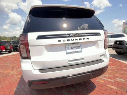 Used 2023 Chevrolet Suburban Z71 w/ Luxury Package AWD/4WD image 8