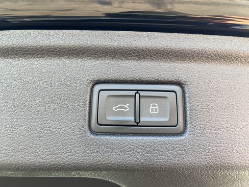 Used 2025 Audi A5 2.0T Premium Plus image 19