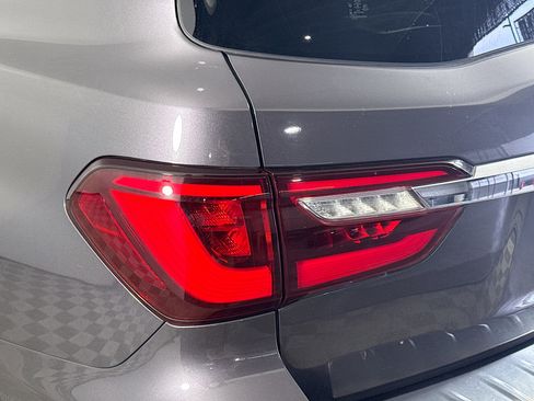 Used 2024 INFINITI QX80 Luxe image 36