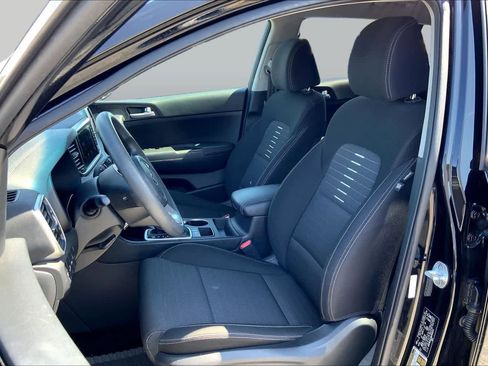 Used 2021 Kia Sportage LX w/ LX Fwd Popular Package image 8