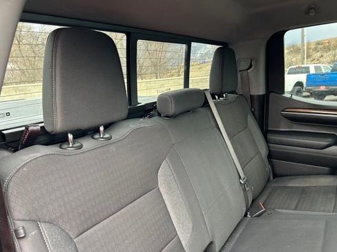 Used 2024 Chevrolet Silverado 1500 LT Trail Boss w/ Convenience Package II AWD/4WD image 18