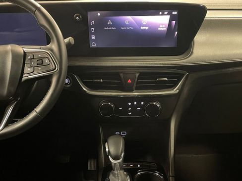 Used 2025 Buick Encore GX Preferred image 18