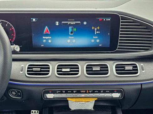 New 2026 Mercedes-Benz GLS 450 4MATIC image 39