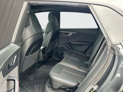 Used 2023 Audi RS Q8 w/ Black Optic Package image 17