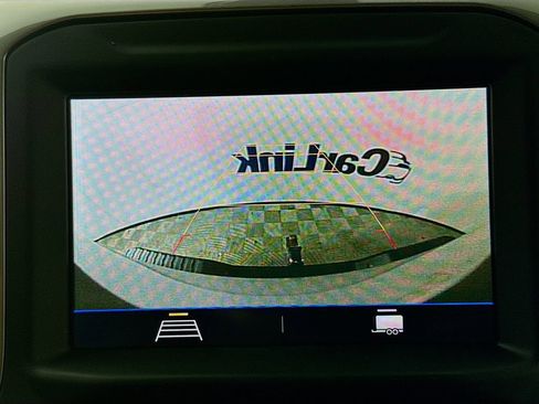 Used 2023 Chevrolet Silverado 2500 Custom w/ Custom Value Package image 15