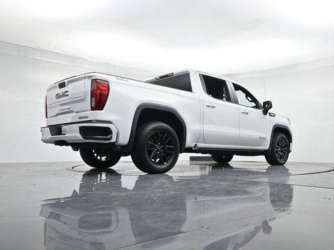 Used 2021 GMC Sierra 1500 Elevation image 34