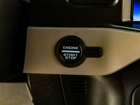 Used 2023 Ford Bronco Wildtrak image 22