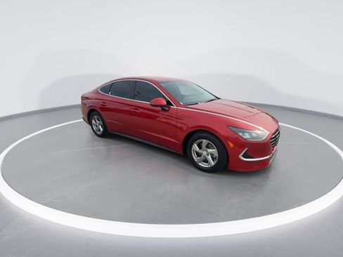 Used 2022 Hyundai Sonata SE FWD image 2