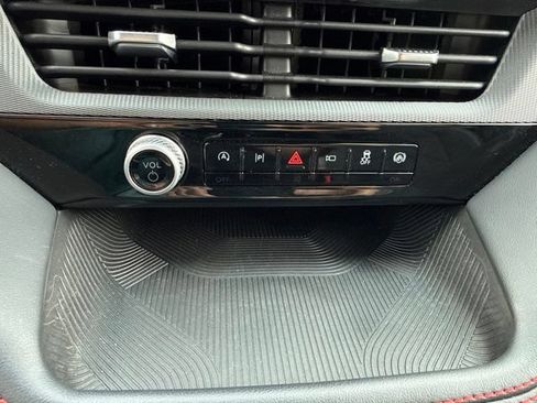 Used 2026 Ford Explorer ST-Line AWD/4WD image 40