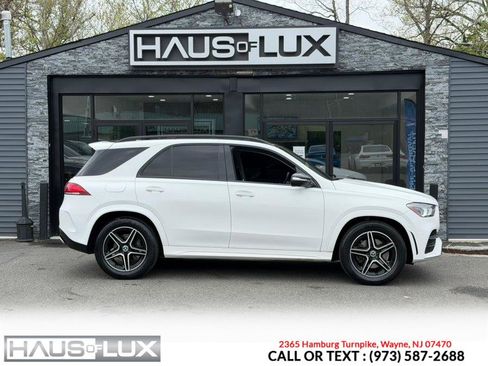 Used 2020 Mercedes-Benz GLE 350 4MATIC w/ AMG Line Exterior image 17