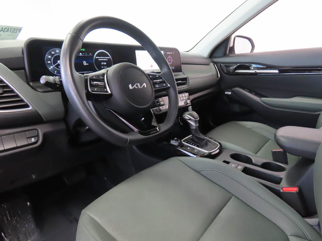 Used 2024 Kia Seltos SX AWD/4WD image 9